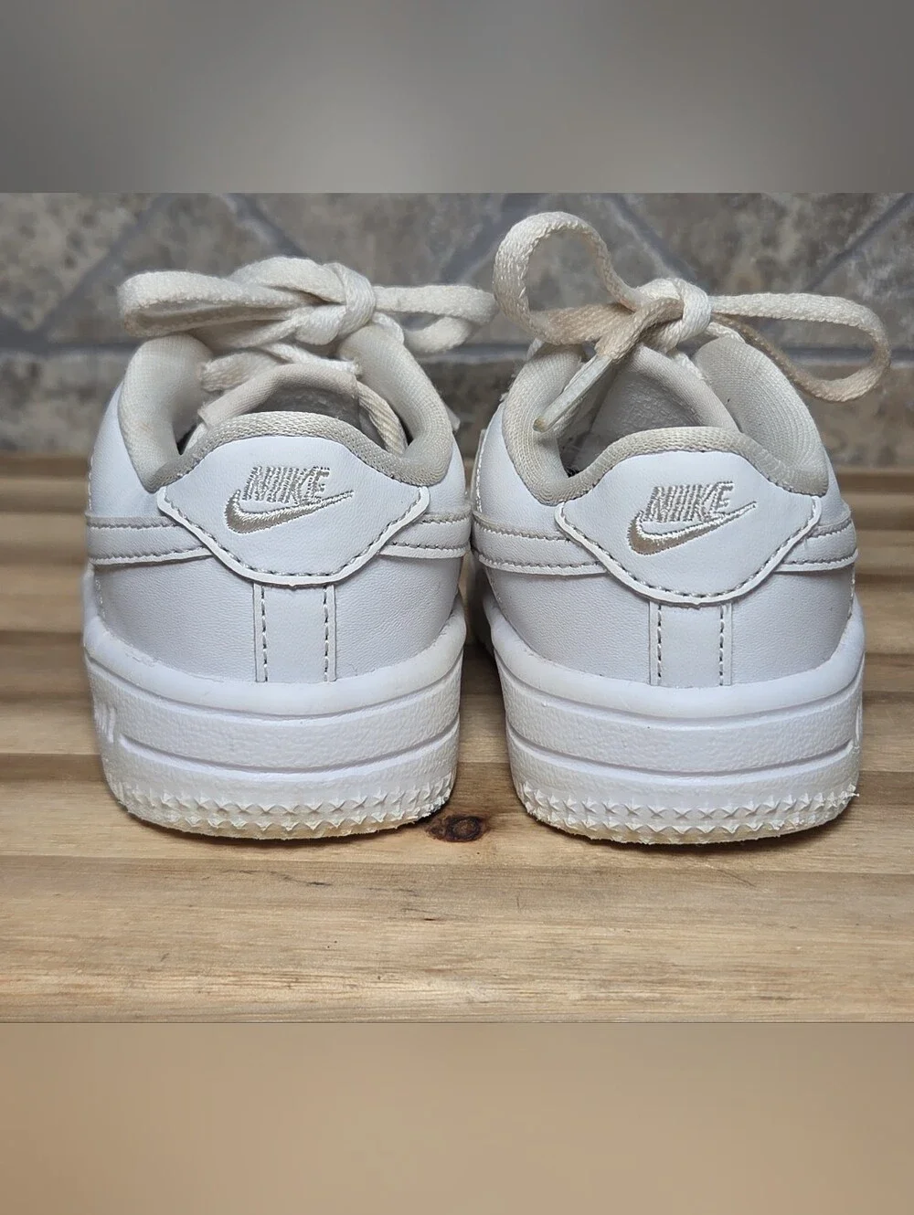 Nike Air Force 1 Kids White Faux Leather Sneakers with Swoosh Size 6 C Toddler